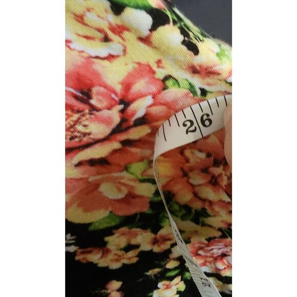 Oddy Plus Size 4X Floral Hi-Low Blouse – Short Sleeve Scoop Neck Tunic Top - Picture 5 of 6